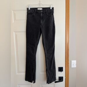 Abercrombie & Fitch black high rise skinny split seam jean. Size 25/0